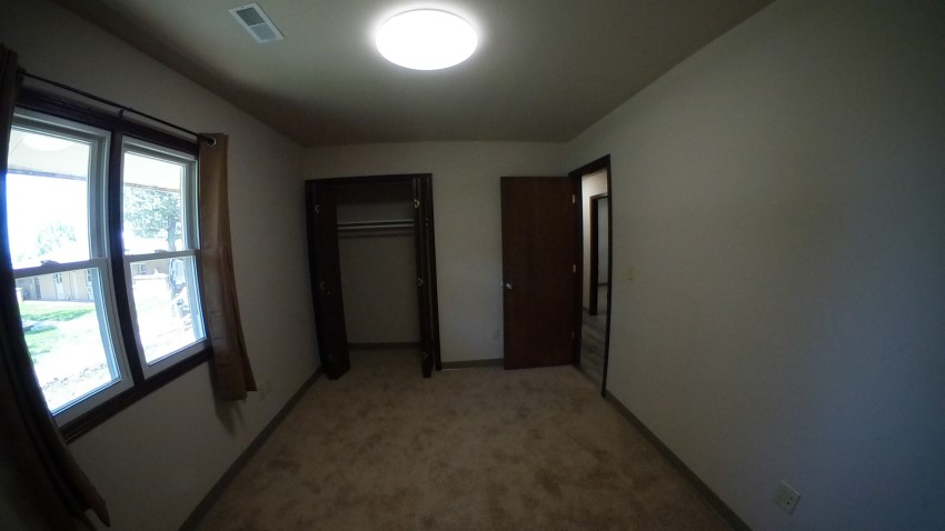 Picture of Pawnee Village 3 bedroom apartment bedroom