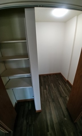 Picture of Pioneer Plaza apartment closet